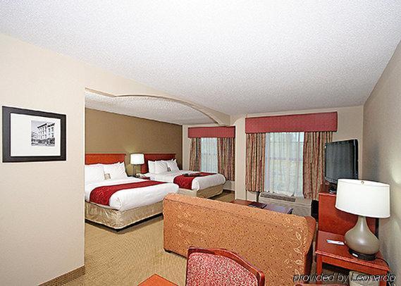 Hotel Four Points By Sheraton Arena 4*