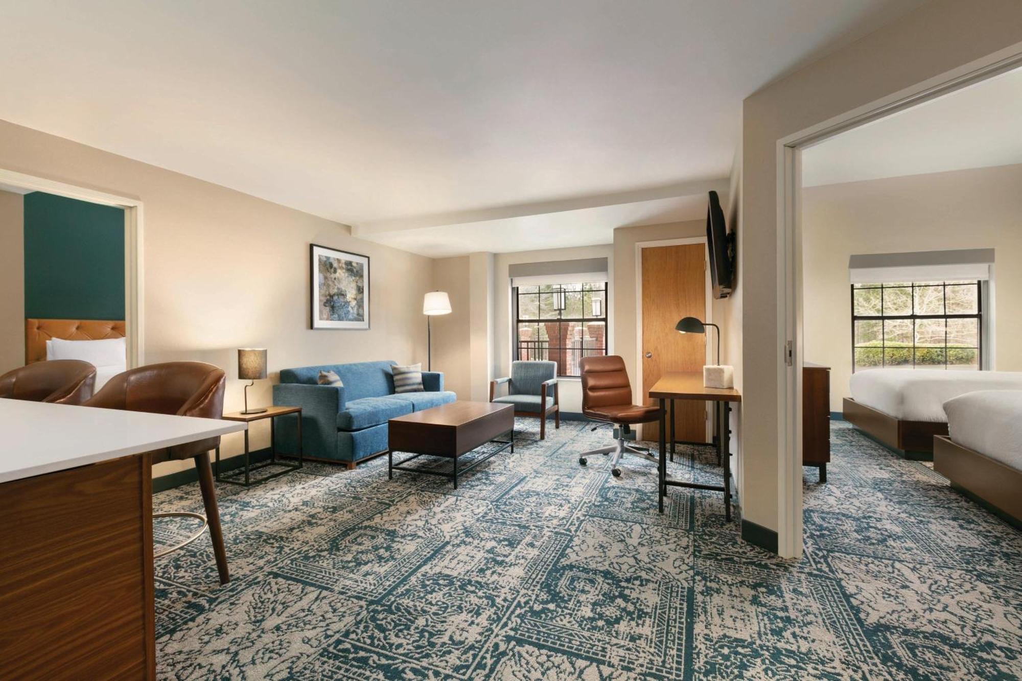 Four Points By Sheraton Arena Hotel