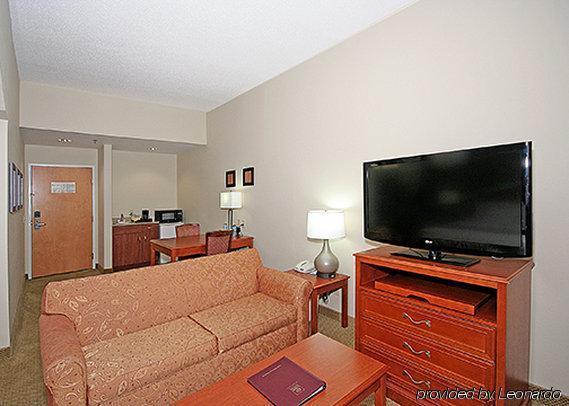 Four Points By Sheraton Arena Raleigh
