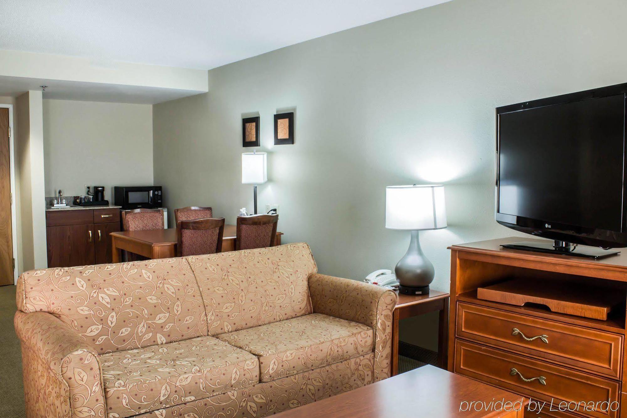 Four Points By Sheraton Arena 4* Raleigh
