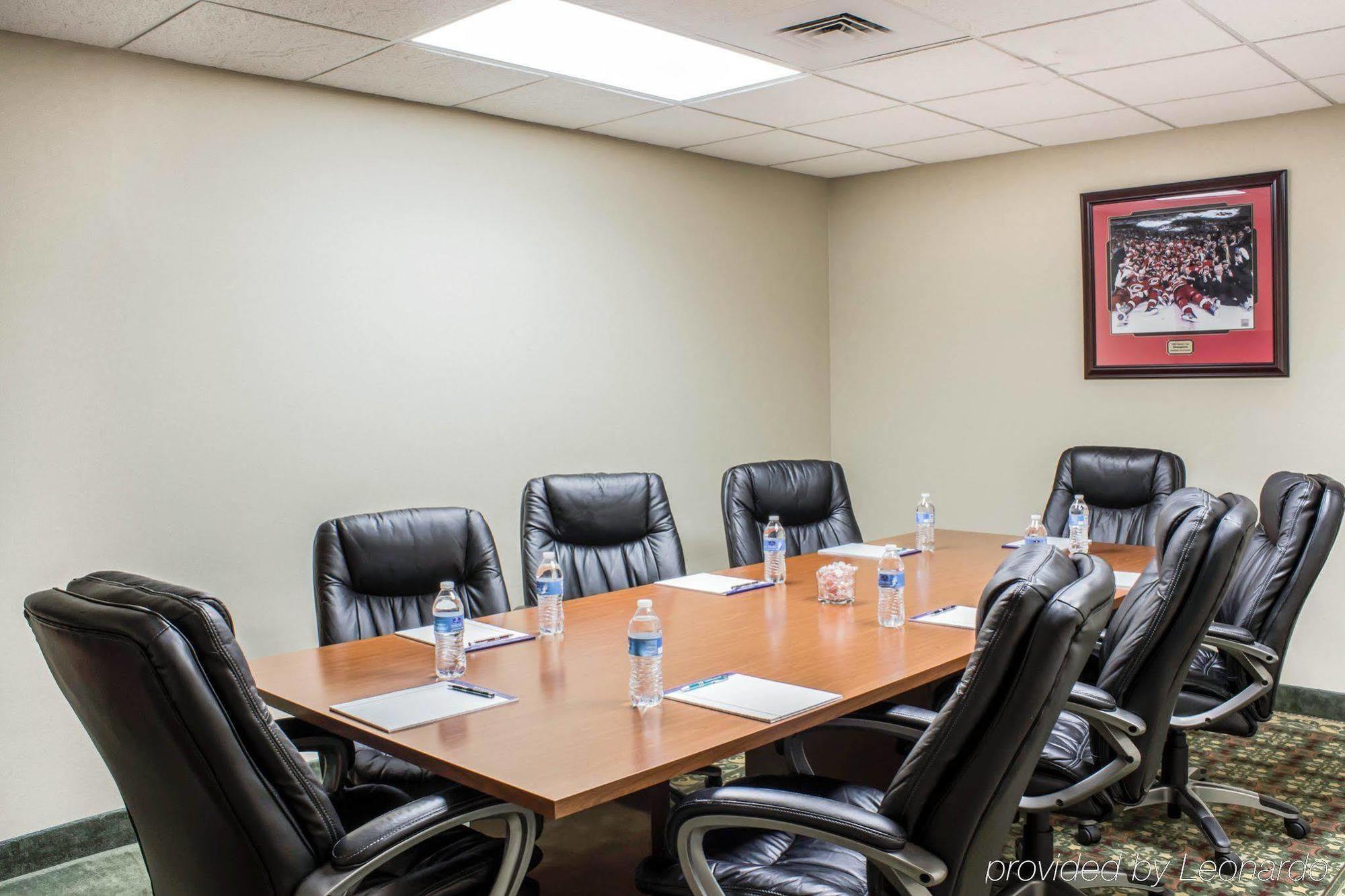 Four Points By Sheraton Arena Hotel