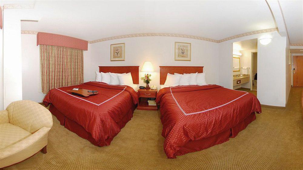 Hotel Four Points By Sheraton Arena
