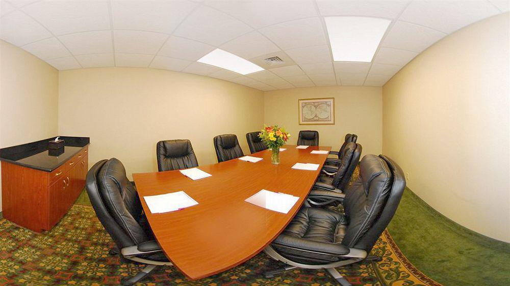 Four Points By Sheraton Arena 4* Raleigh